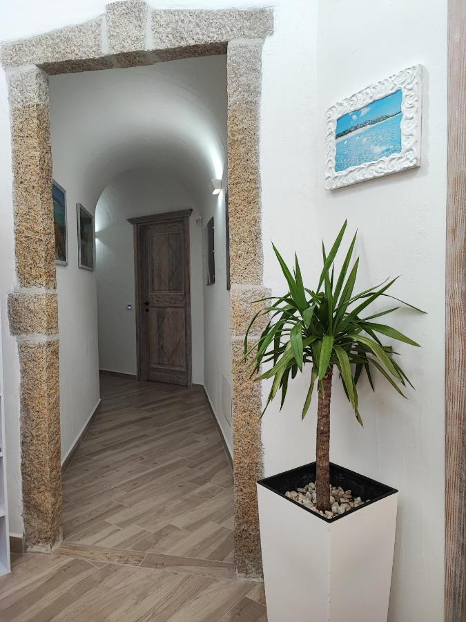 Antica Isola Bed and Breakfast Olbia Eksteriør billede